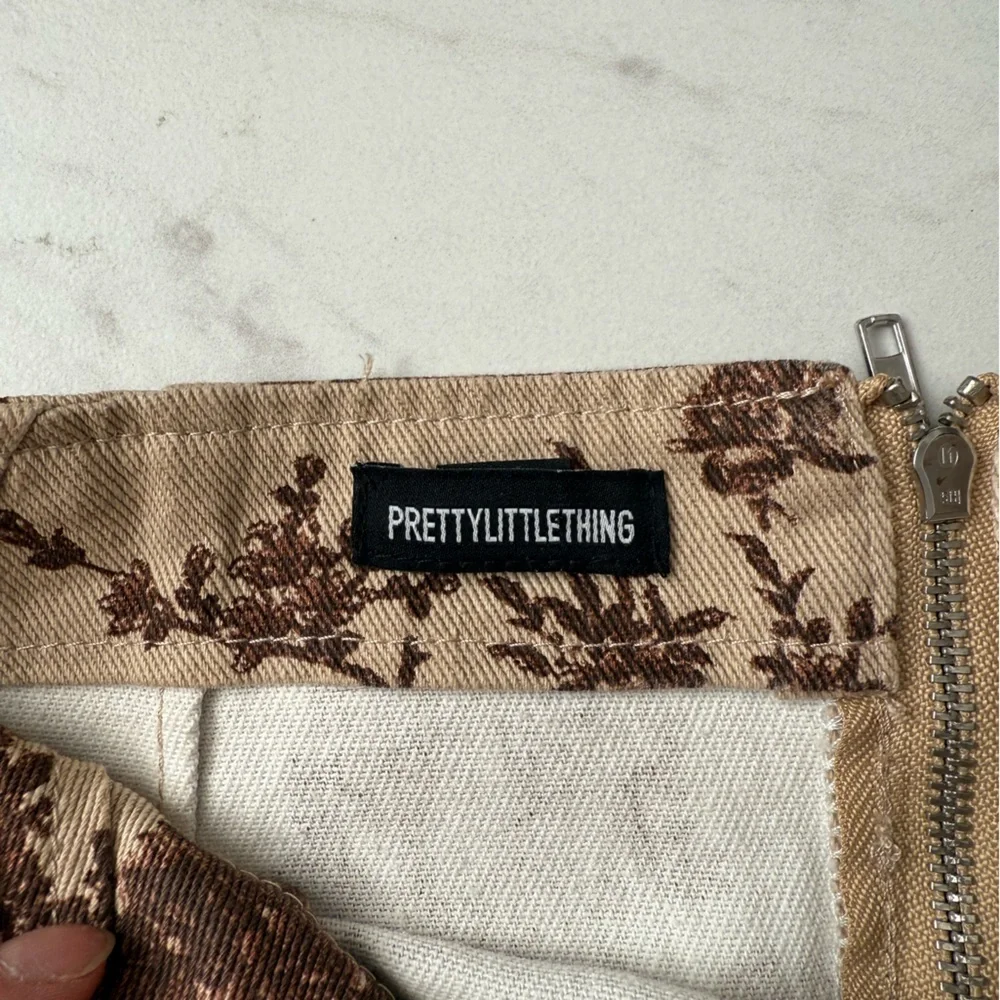 PRETTY LITTLE THING renaissance tapestry lace up corset denim mini skirt - Picture 7 of 8